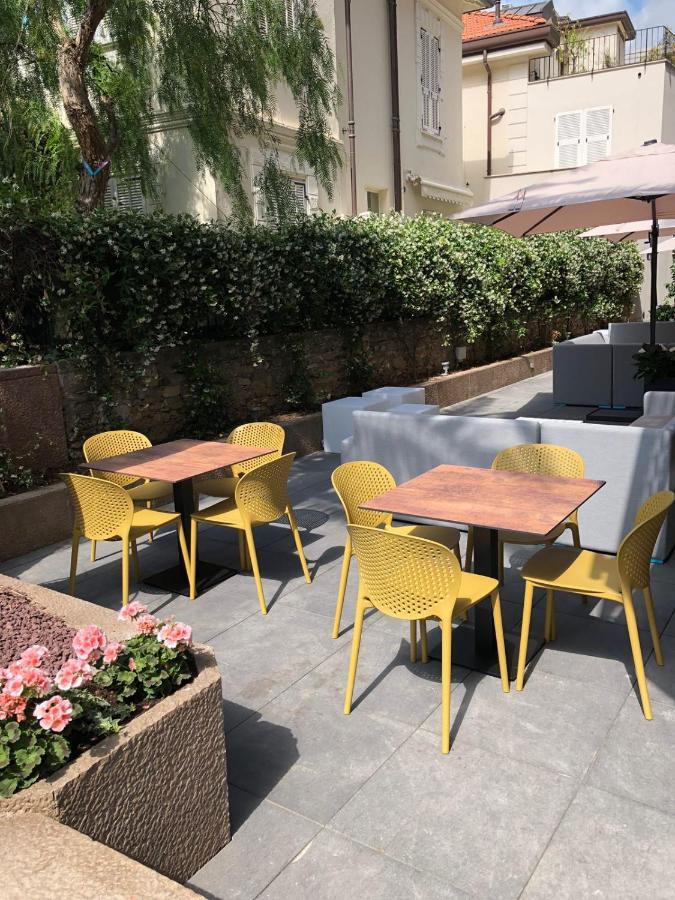 אלסיו Hotel Riva מראה חיצוני תמונה