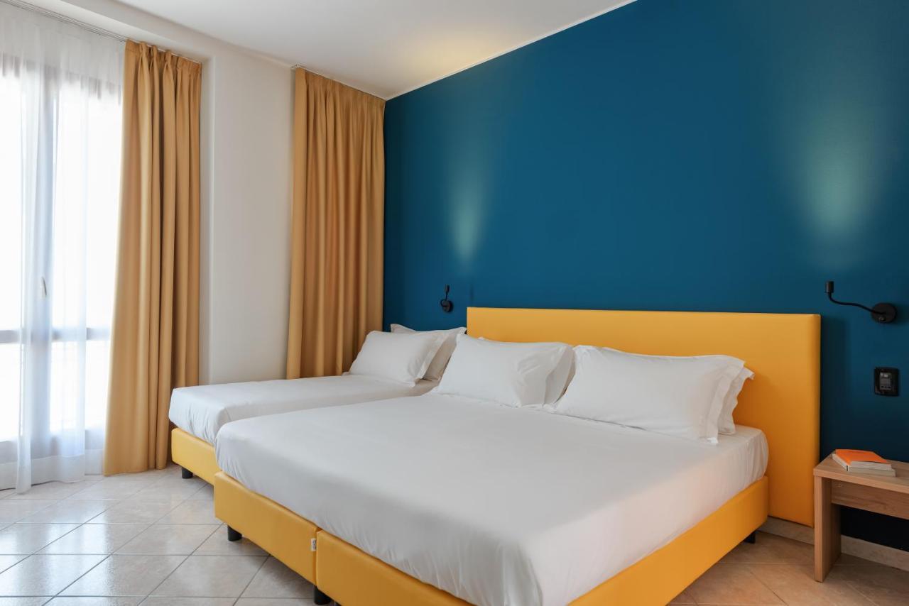 אלסיו Hotel Riva מראה חיצוני תמונה